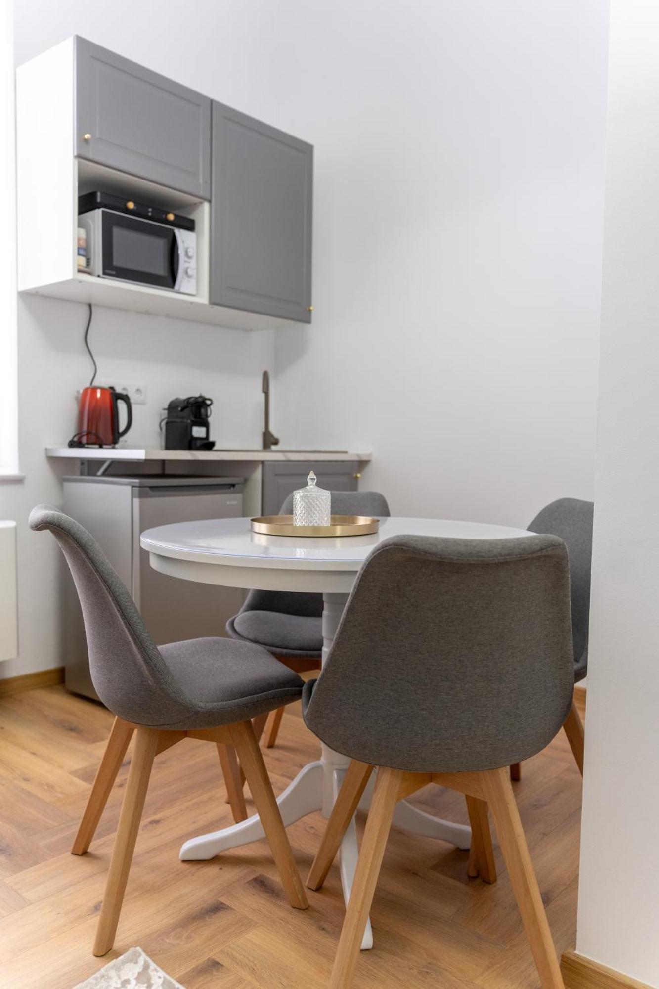 Poema Apartment ออราแด ภายนอก รูปภาพ