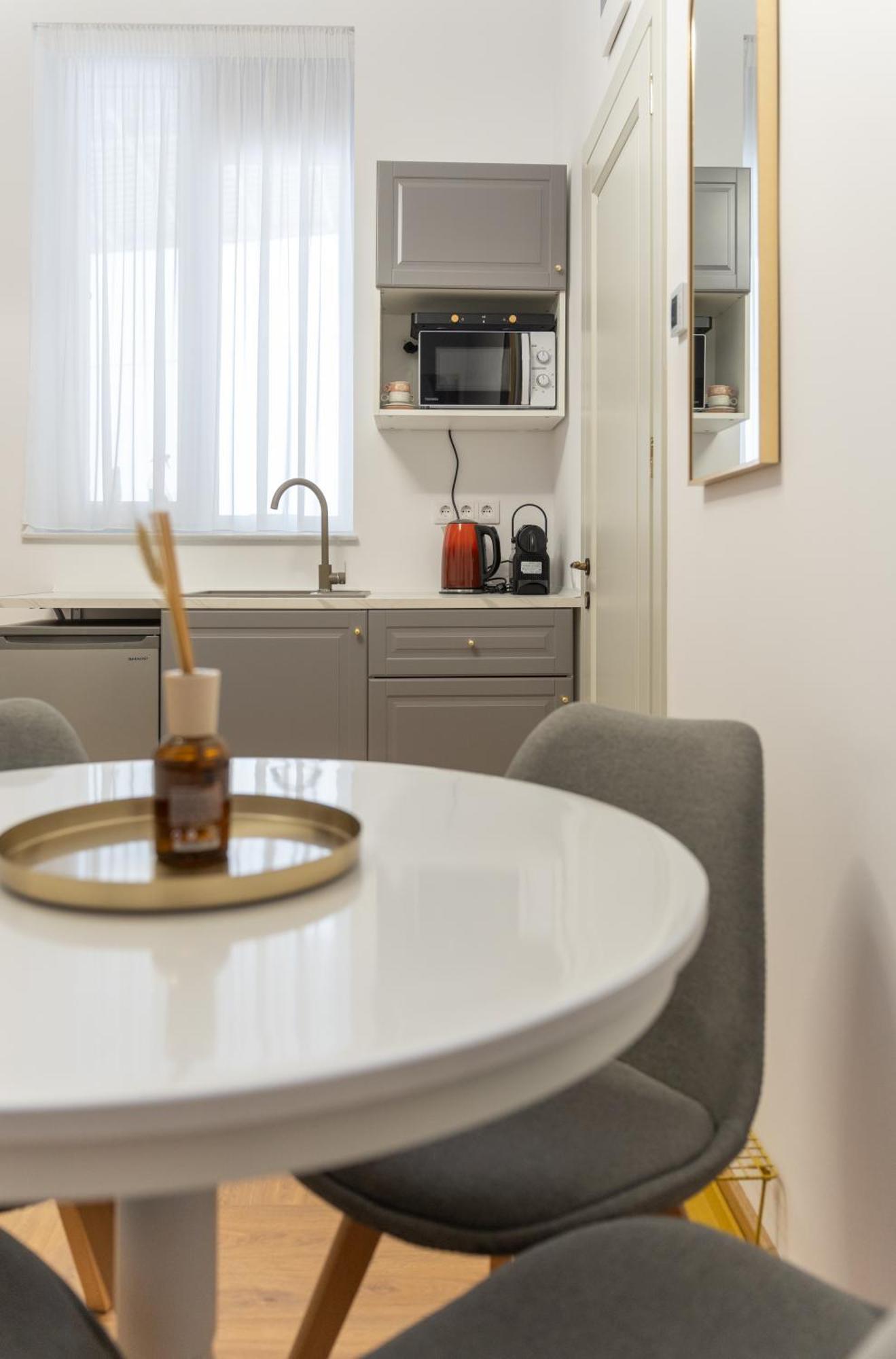 Poema Apartment ออราแด ภายนอก รูปภาพ