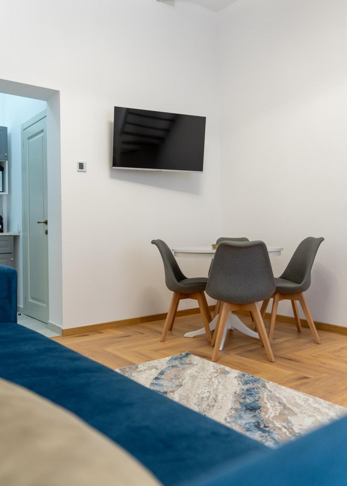 Poema Apartment ออราแด ภายนอก รูปภาพ
